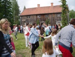 Sara Johansson ledde dansen kring stången