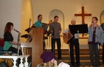 Gospelgruppen Glorify under ledning av Johanna